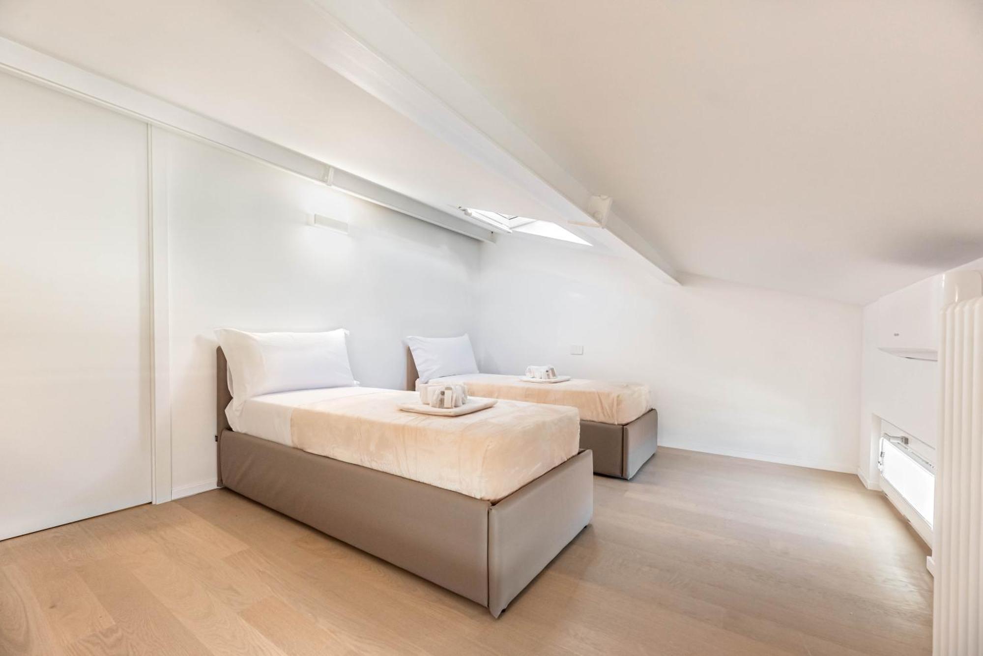 We Home - Romeo&Giulietta Luxury Retreat Βερόνα Εξωτερικό φωτογραφία