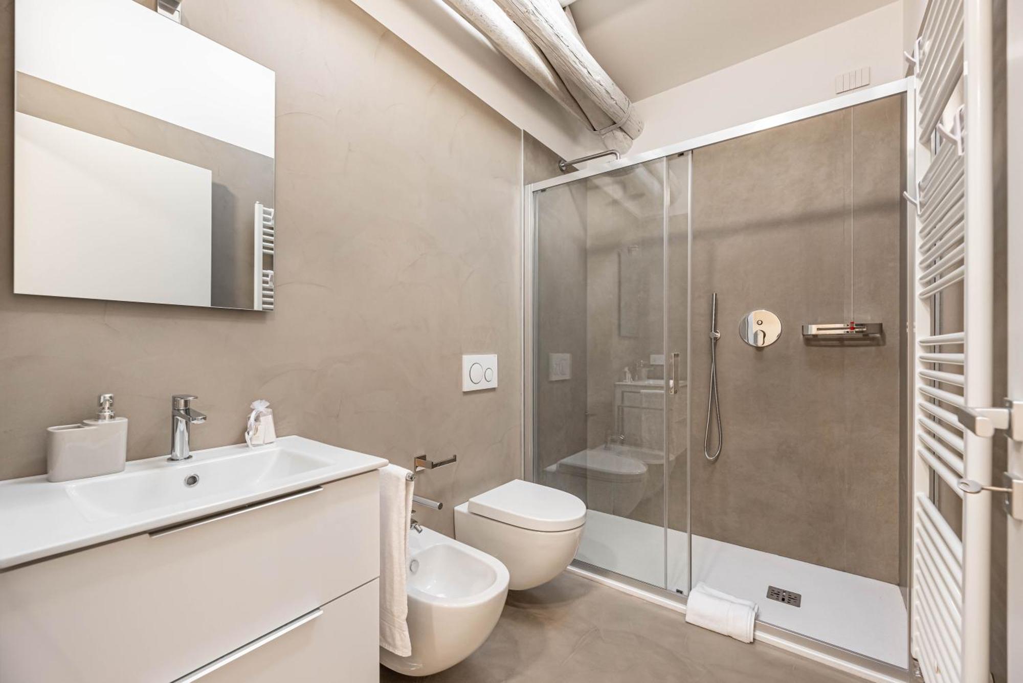 We Home - Romeo&Giulietta Luxury Retreat Βερόνα Εξωτερικό φωτογραφία