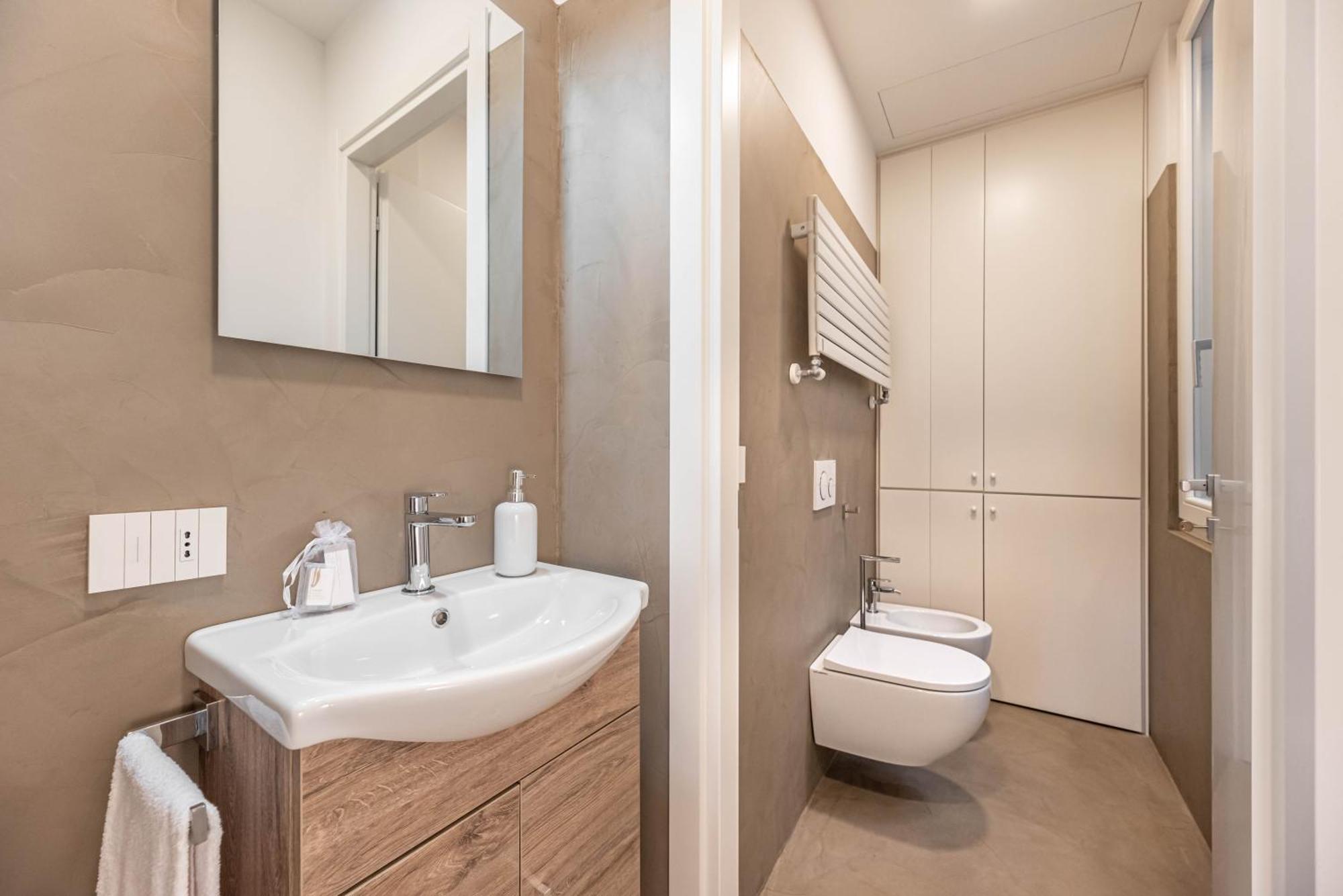 We Home - Romeo&Giulietta Luxury Retreat Βερόνα Εξωτερικό φωτογραφία